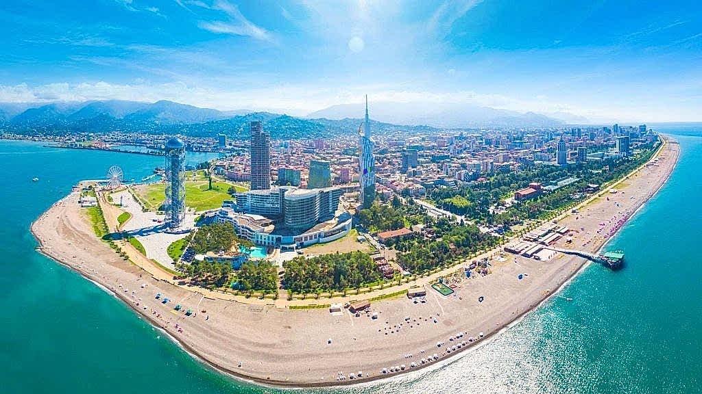 Batum Havalimanı’na Özel Uçak Kiralama